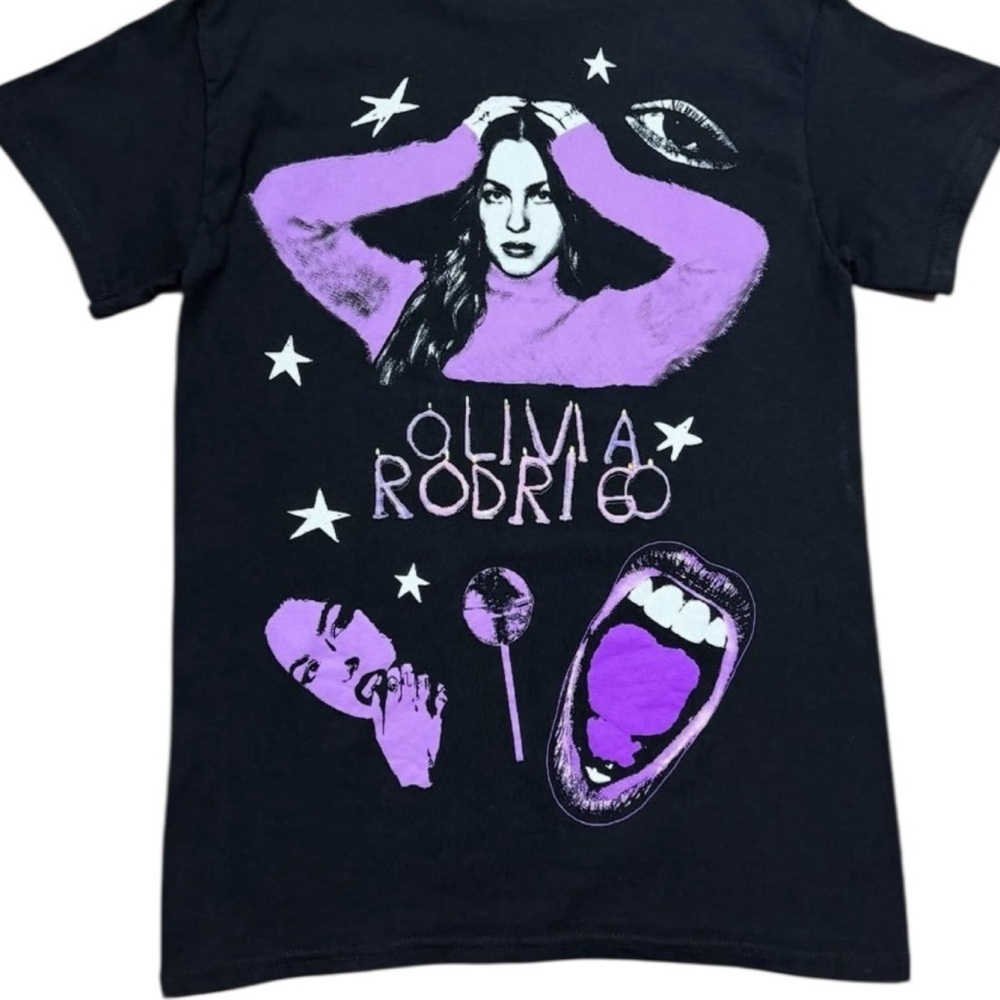 Olivia Rodrigo Official Unisex Graphic T-Shirt Purple Print Black Size M, NWT